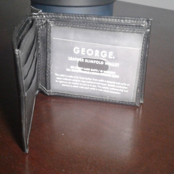 Wallet - Picture 2 of 3